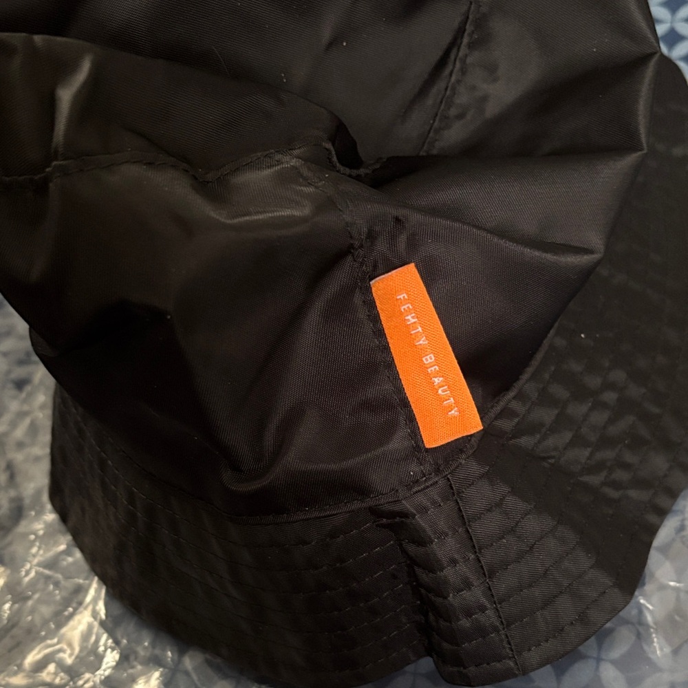 Fenty Beauty Sleek Black Bucket Hat
